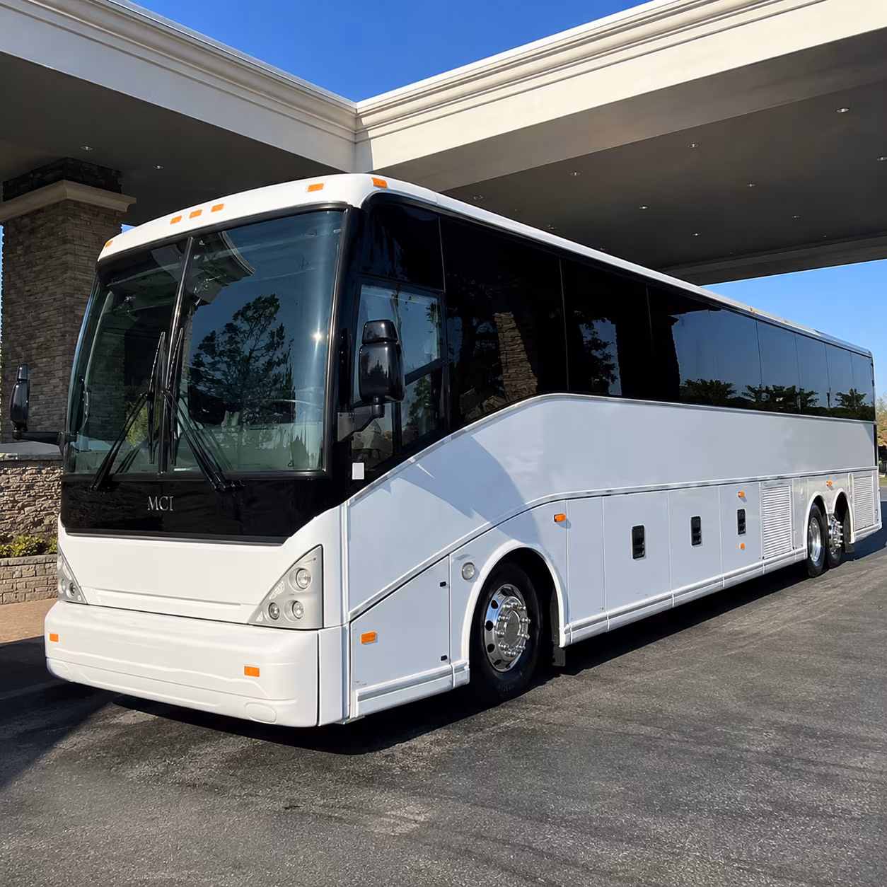 airport shuttle buses to hotels venues and corporate campuses across jackson