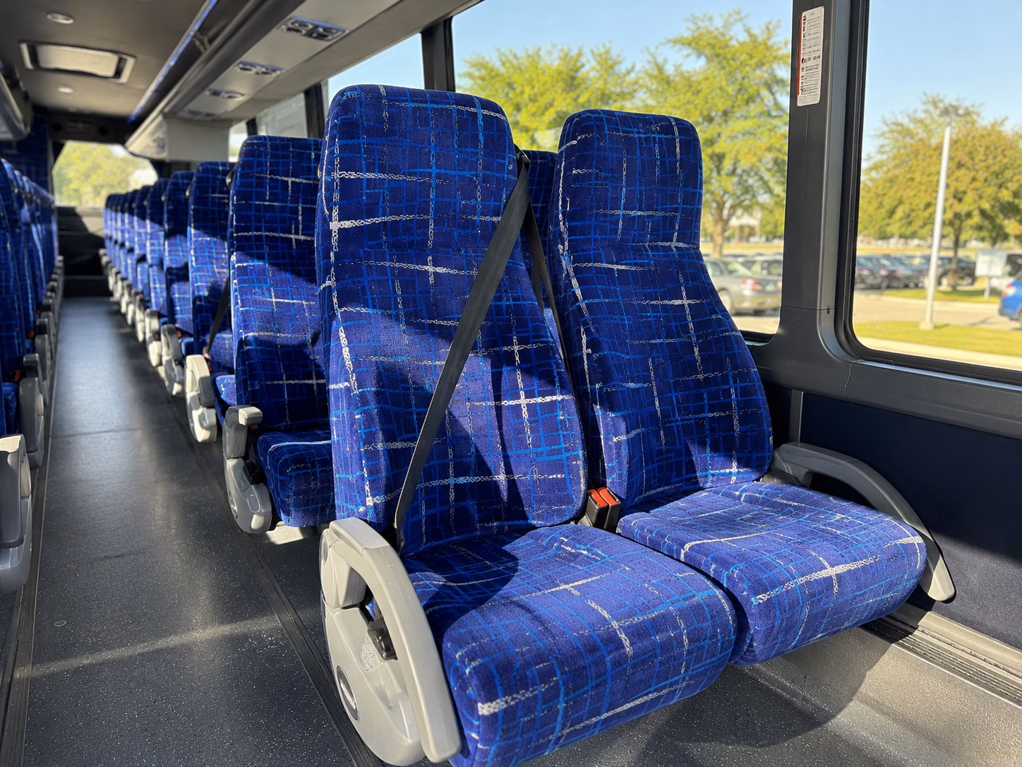 how the type of bus you choose changes the price in jackson mississippi