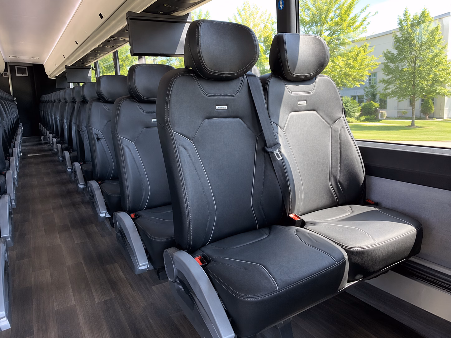 how your starting location and deadhead miles affect charter bus rates in jackson mississippi