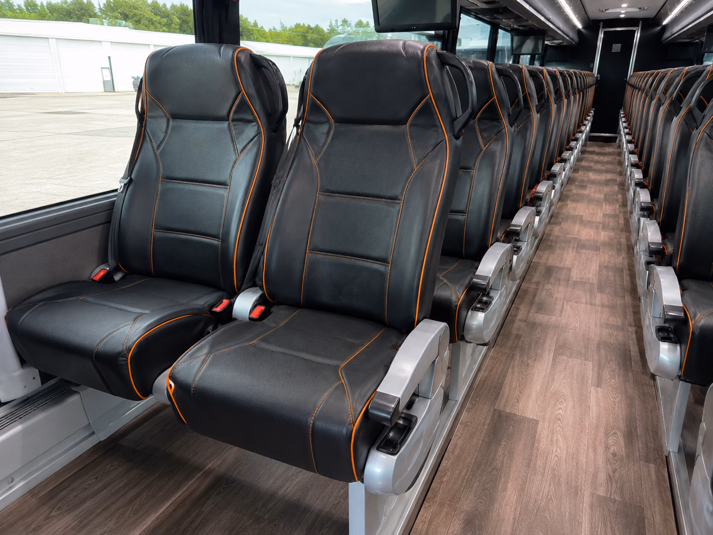 wine tour buses for groups flying into jackson medgar wiley evers international airport